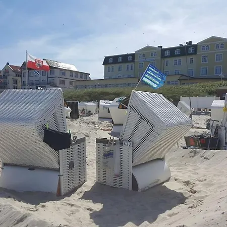 Дом отдыха The Blue House Modern Retreat